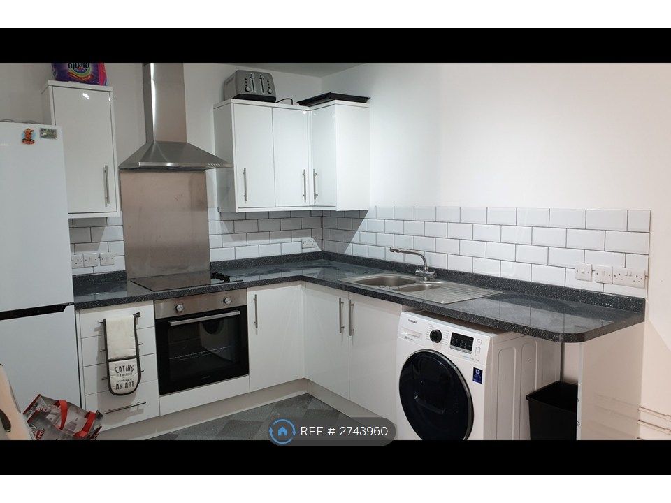 Property photo 3 of 5