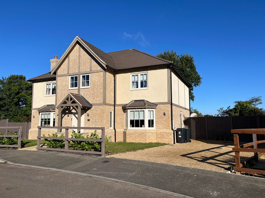 Property photo 1 of 38