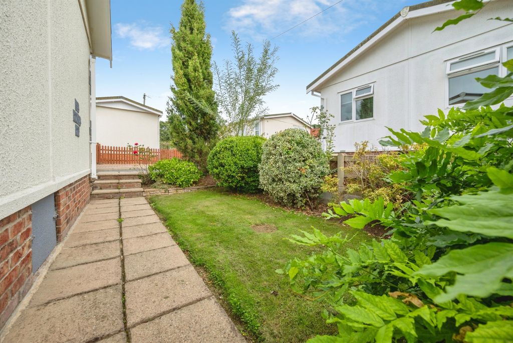 Property photo 3 of 18