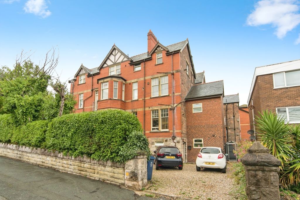 Property photo 2 of 16 Photo