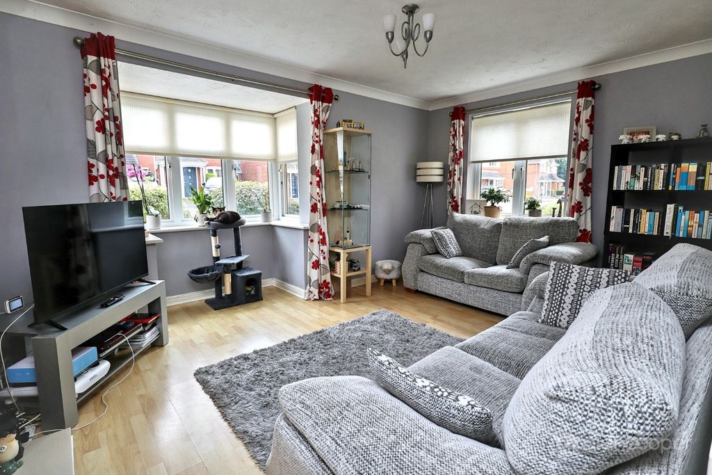 Property photo 2 of 26 4971113