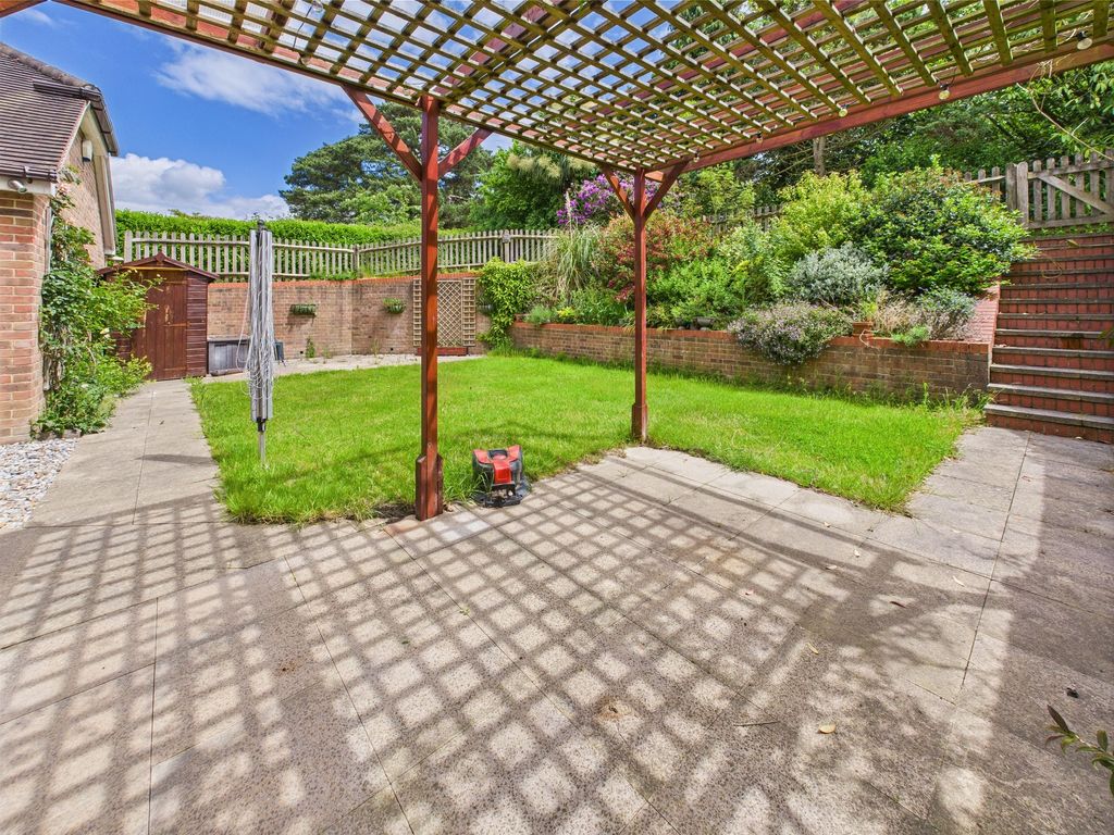 Property photo 2 of 18