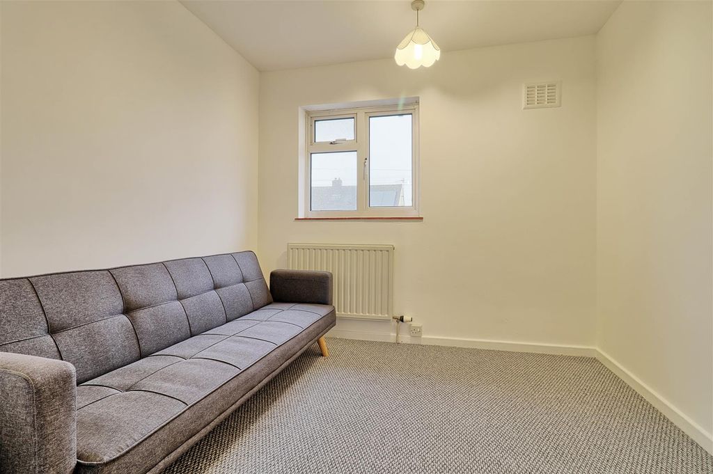 Additional image 8 of 3 bed semi-detached house for saleGunhild Close, Cambridge CB1