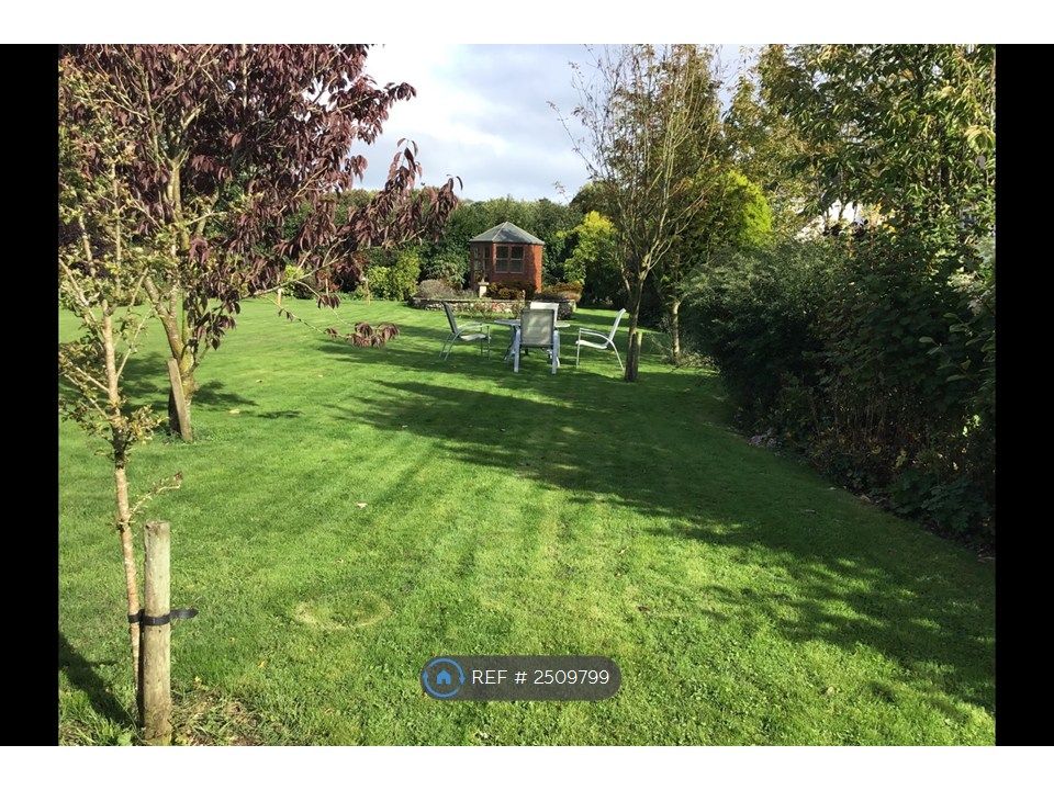Property photo 2 of 11