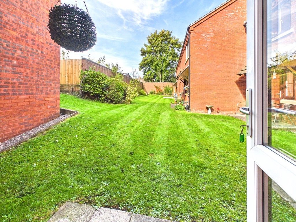 Property photo 2 of 12 Communal Garden To The Rear