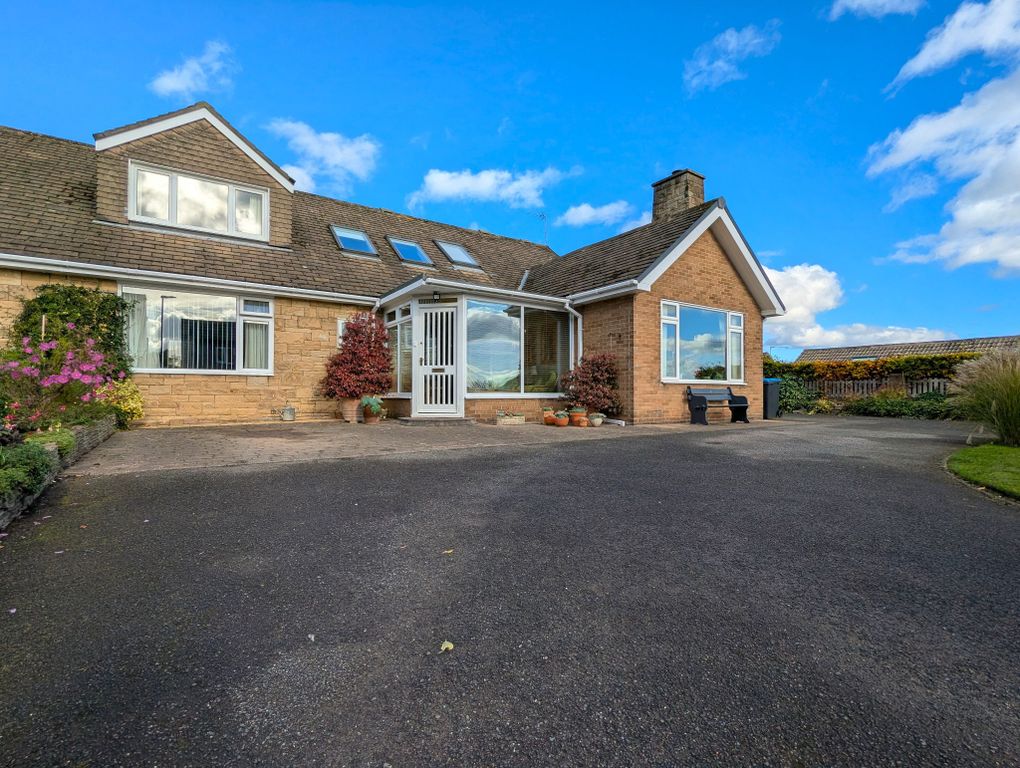 Property photo 1 of 36 Photograph 1