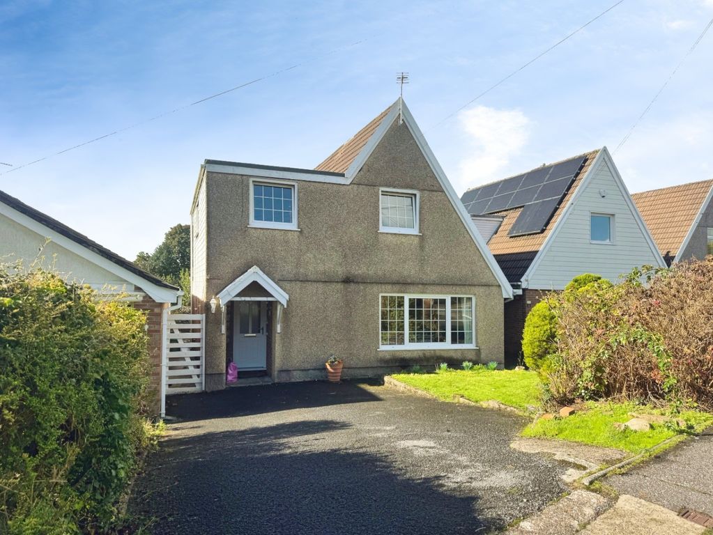 Property photo 1 of 42 5588611