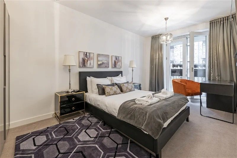 Property photo 3 of 10 6_Danvers_Ave_Bed...