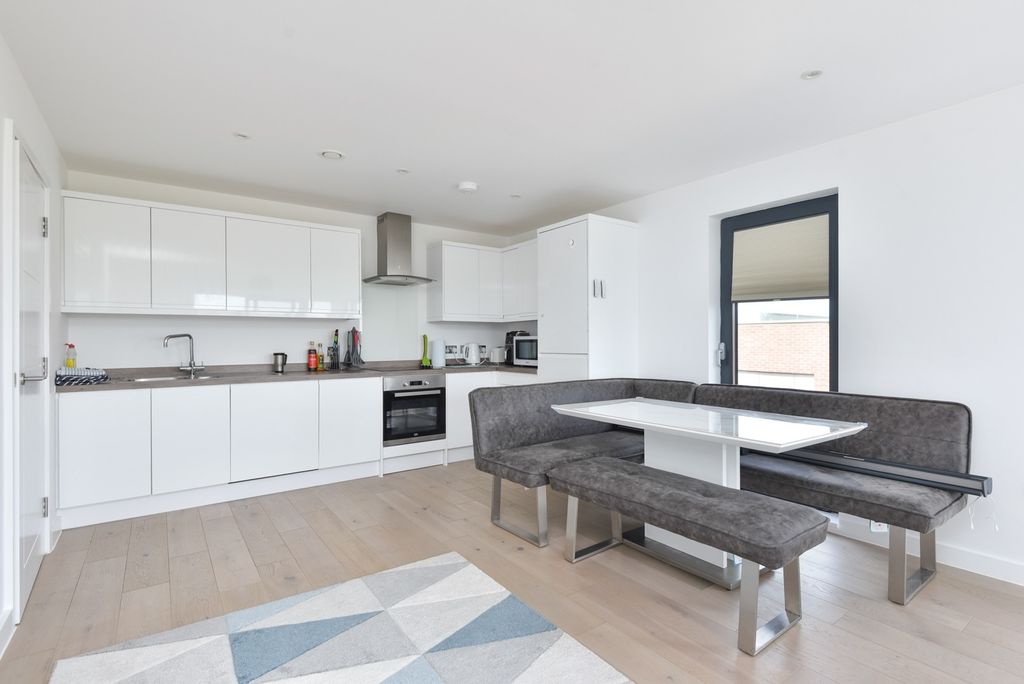 Property photo 1 of 19 5337213