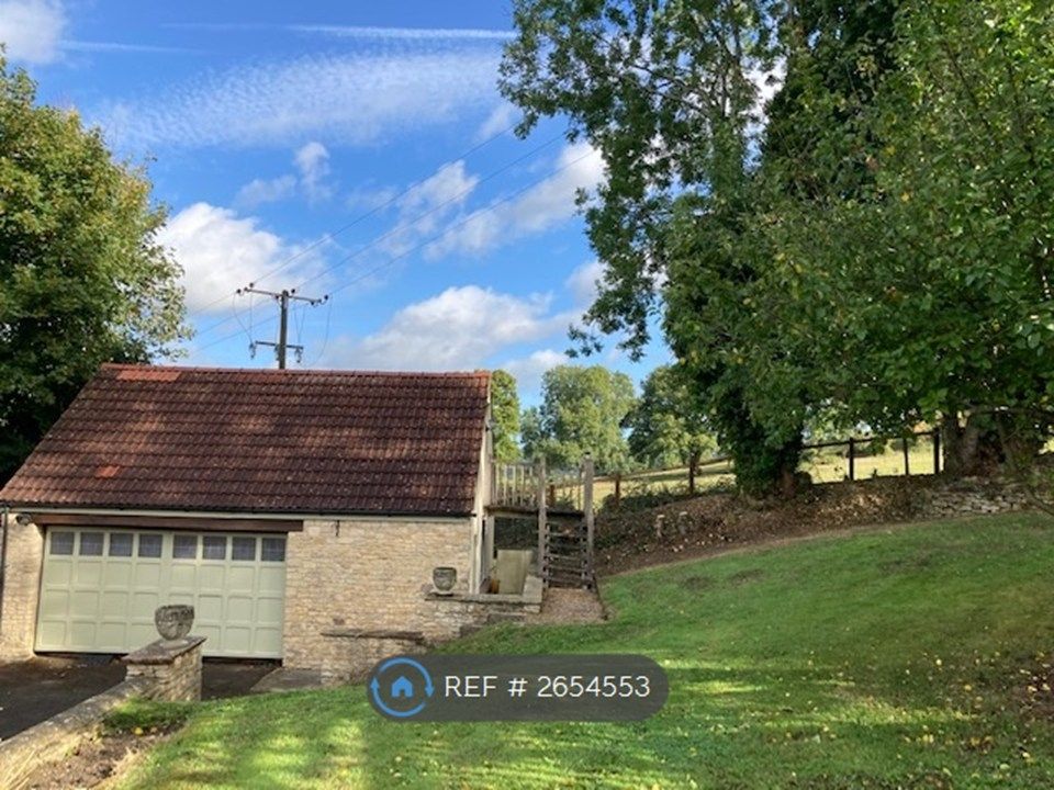 Property photo 2 of 27 Double Garage, Workshop & Accommodation Over