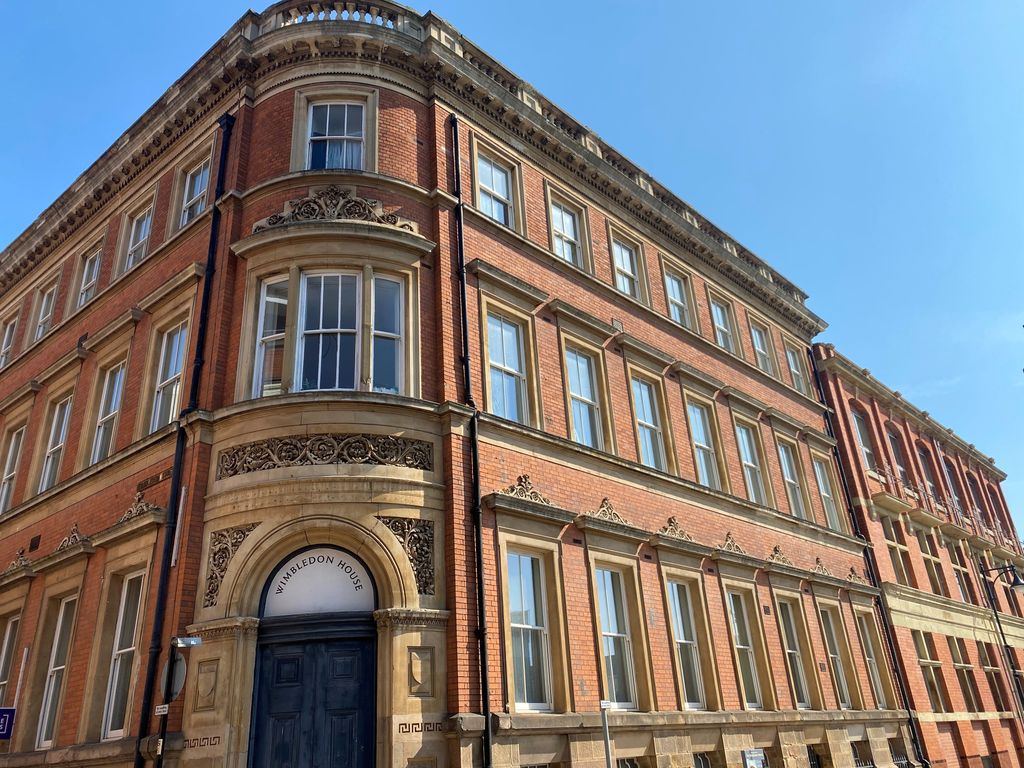 Property photo 1 of 6