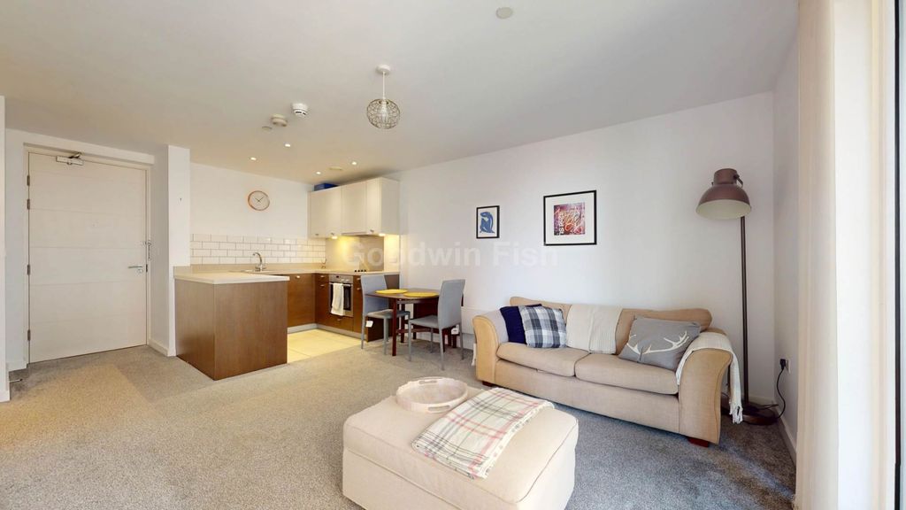 Property photo 2 of 10