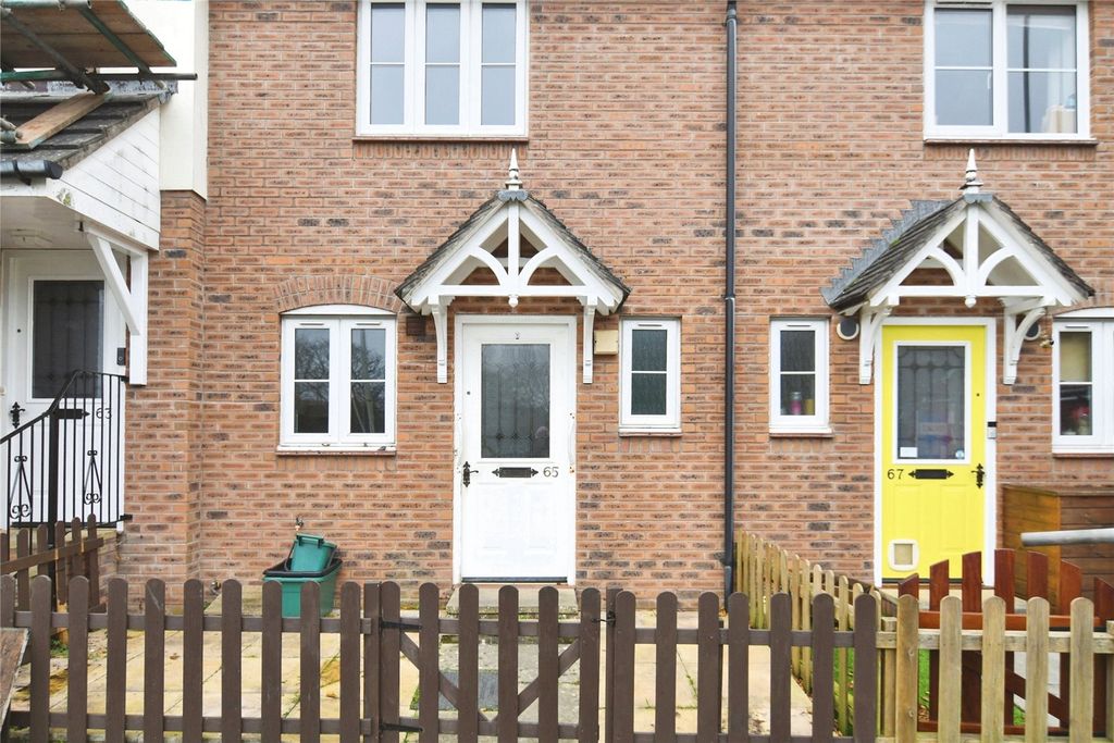 Property photo 1 of 10 Front