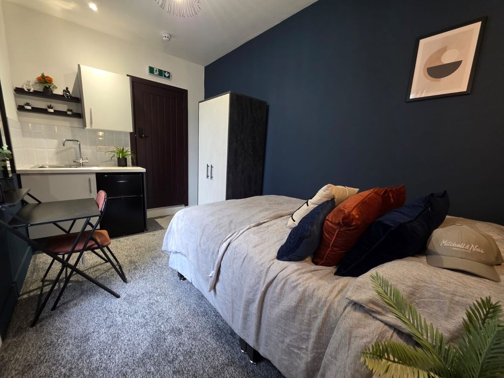 Property photo 1 of 24 Whatsapp Image 2025-10-07 At 12.06.42 Pm.Jpeg