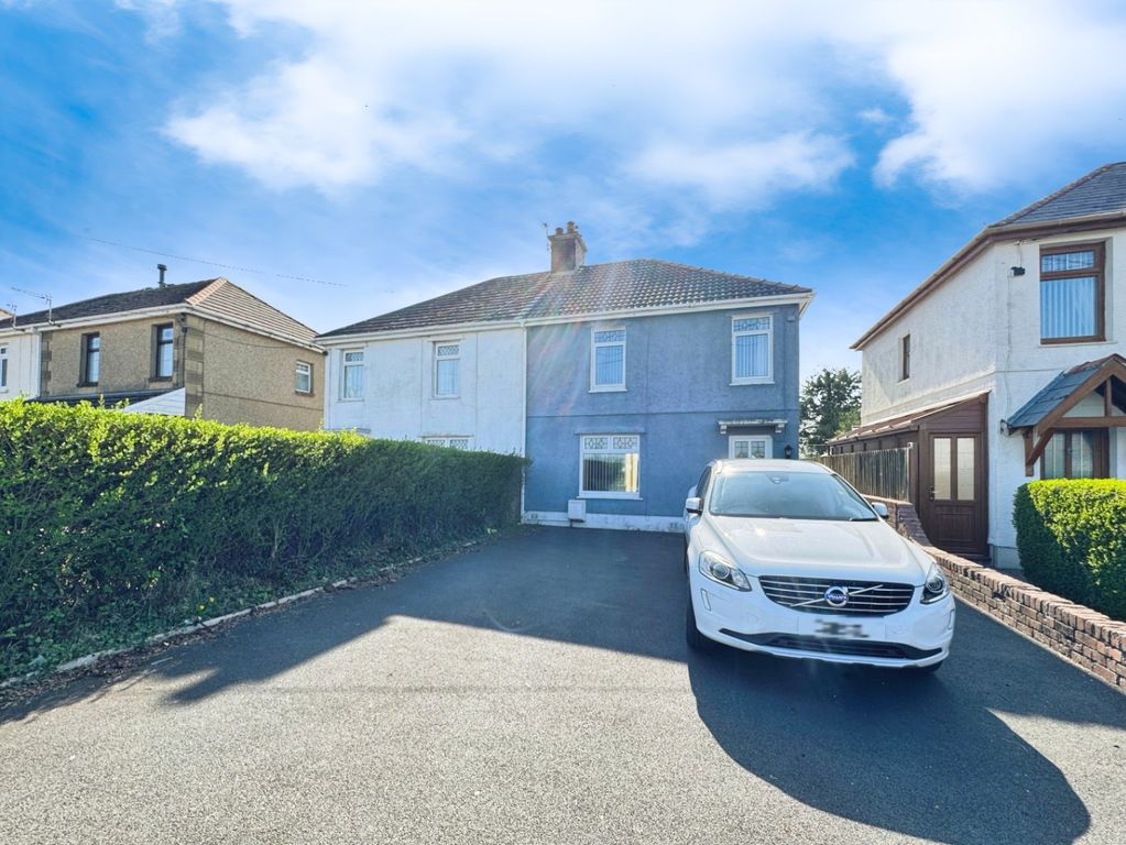 Property photo 3 of 26 4044576