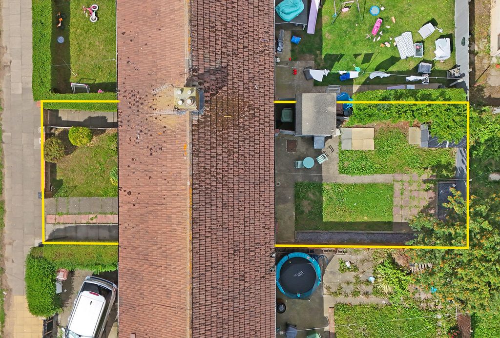 Property photo 3 of 31