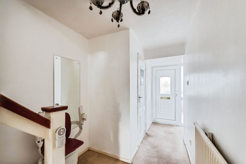 Property photo 2 of 18