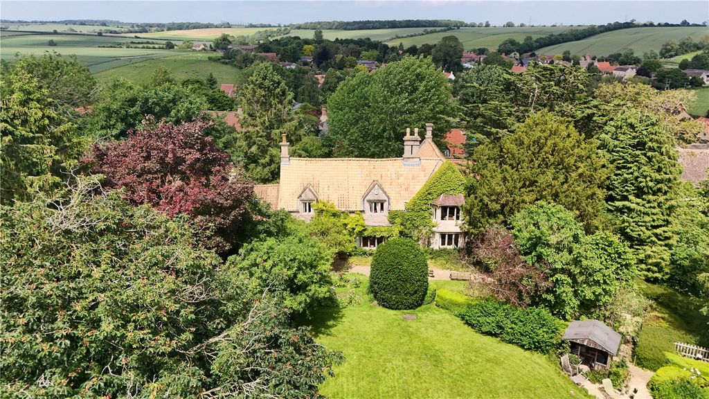 Property photo 1 of 20 Manor House