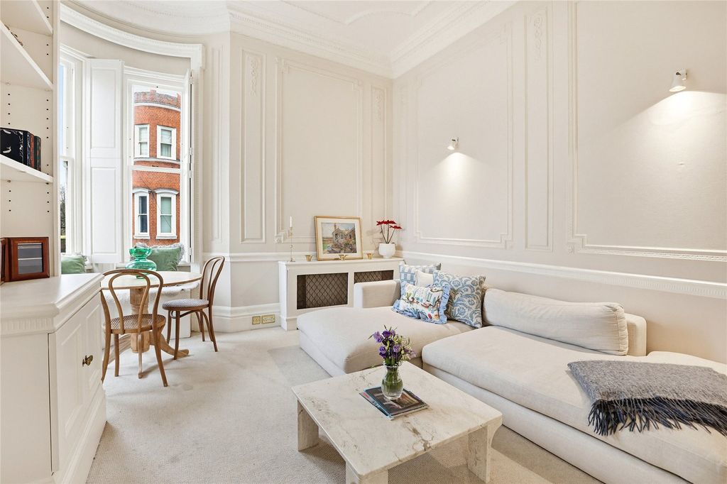 Property photo 2 of 23 Picture No. 42