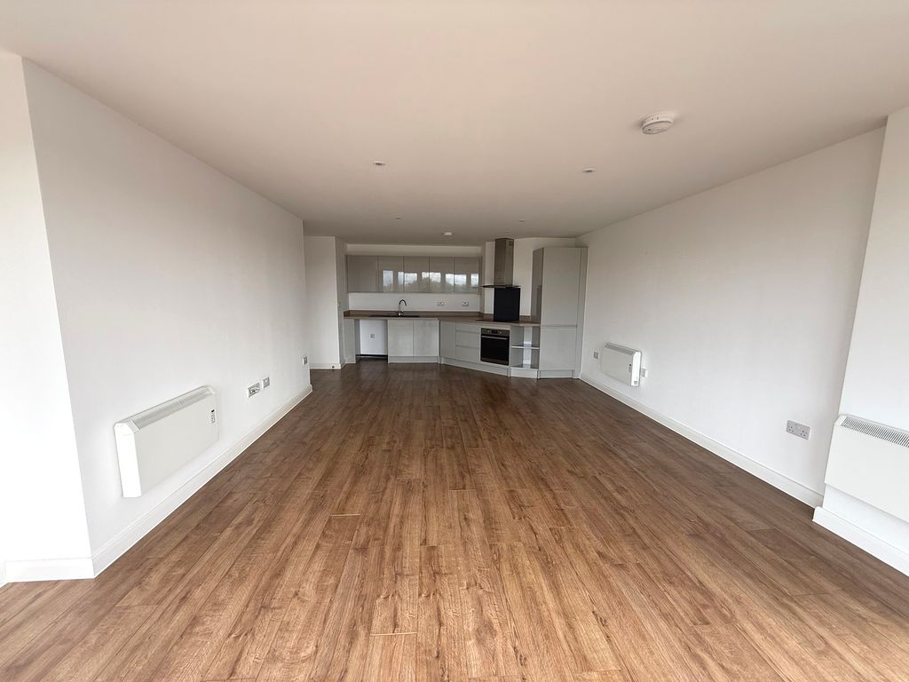 Property photo 3 of 10 Img_1908