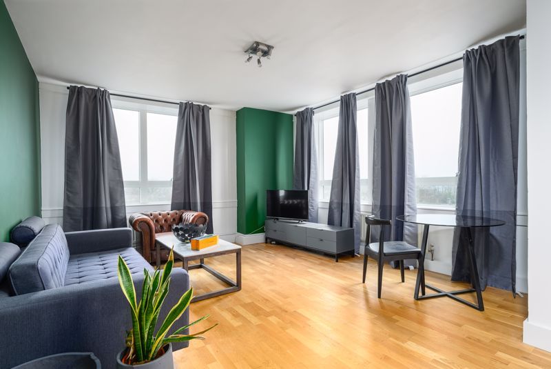 Property photo 2 of 8 Photo 1