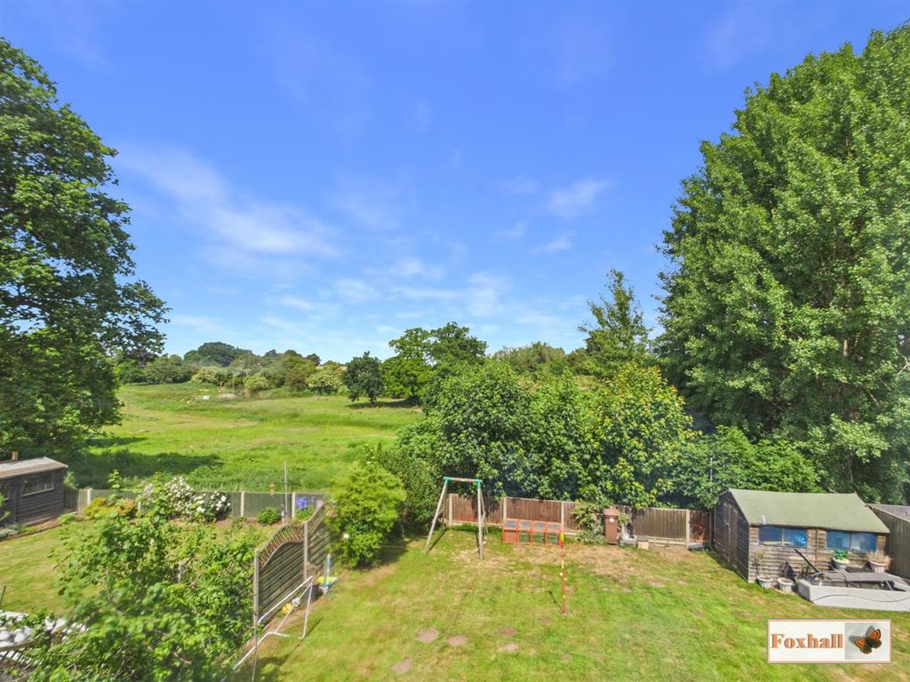 Property photo 2 of 32 Rear Garden