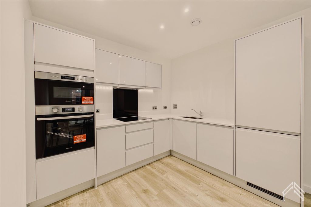 Property photo 3 of 13 3.Jpg