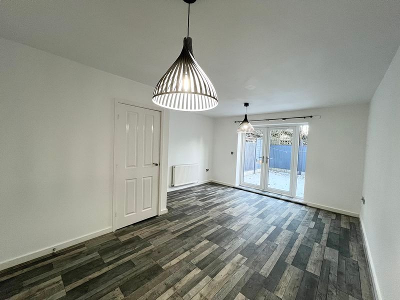 Property photo 3 of 12 Photo 12