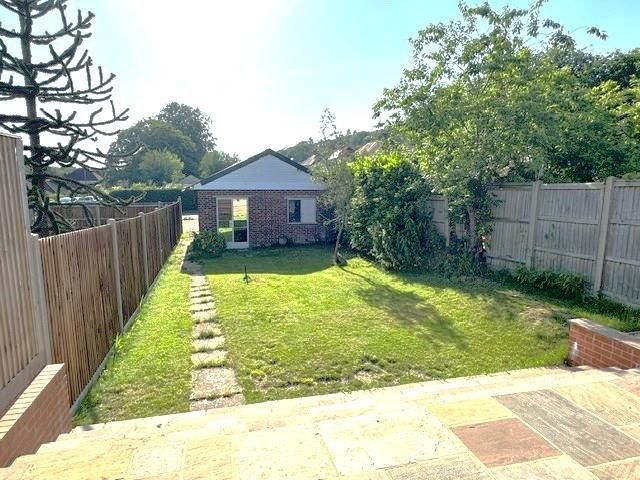 Property photo 3 of 19 Garden.Jpg