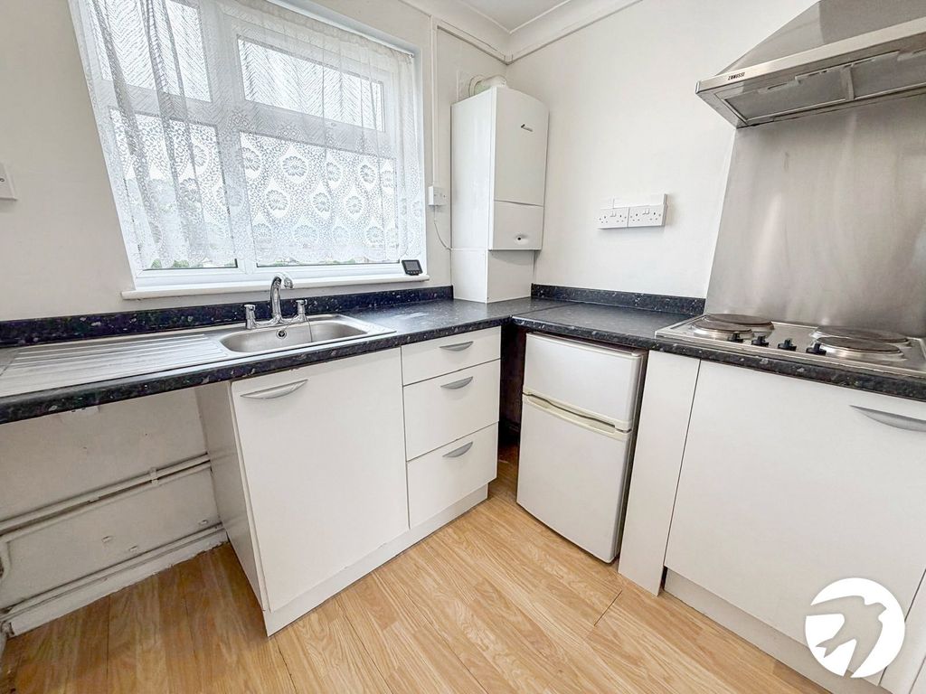 Property photo 3 of 8 Picture No. 07