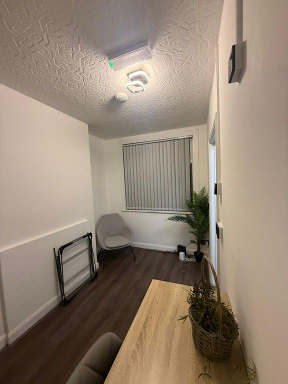 Property photo 2 of 47