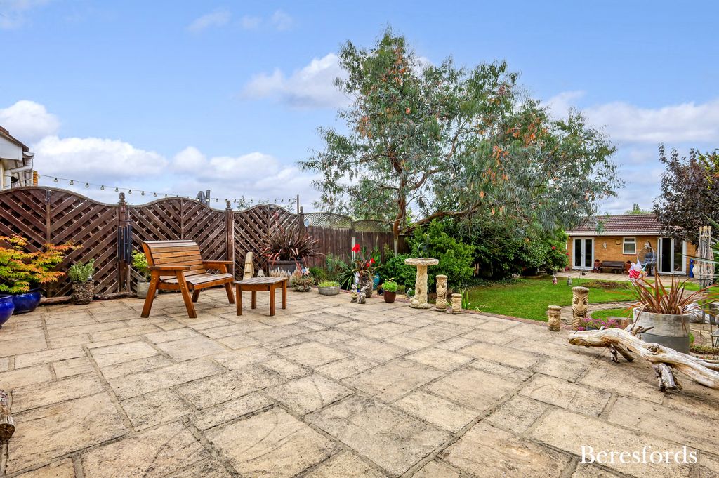 Property photo 2 of 20 Picture No. 54