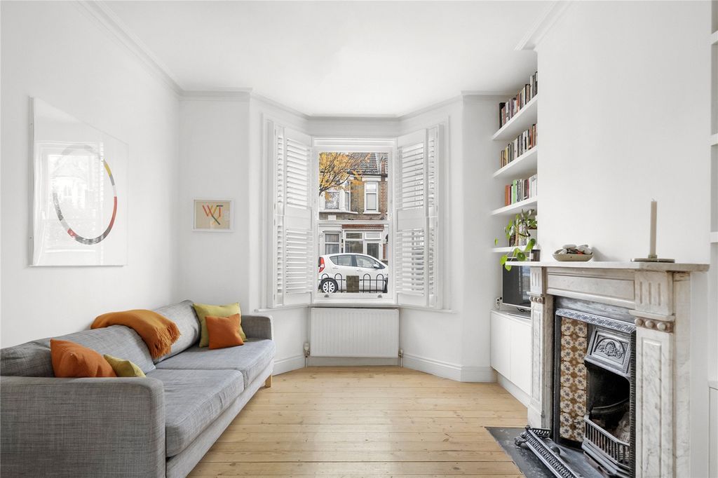 Property photo 2 of 17 Picture No. 07