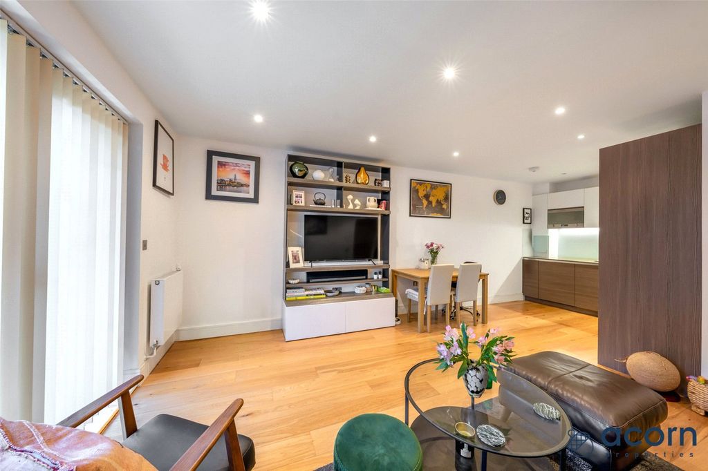 Property photo 3 of 13 Picture No. 07