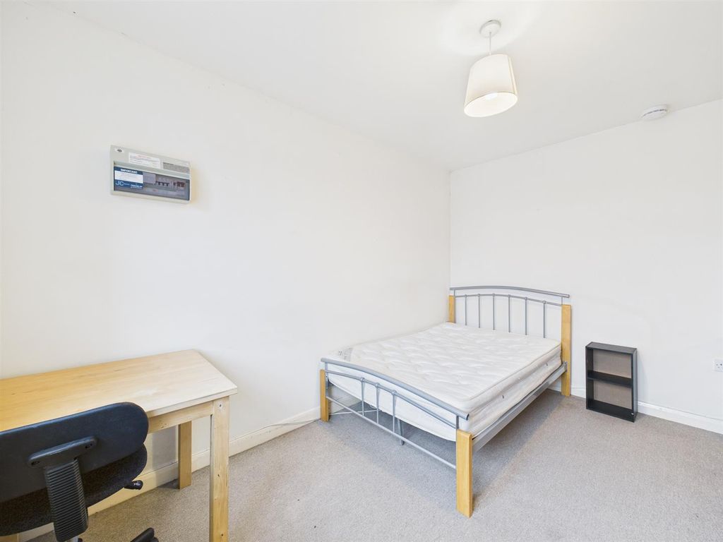 Property photo 2 of 10 Cam02534G0-Pr0595-Still004.Jpg