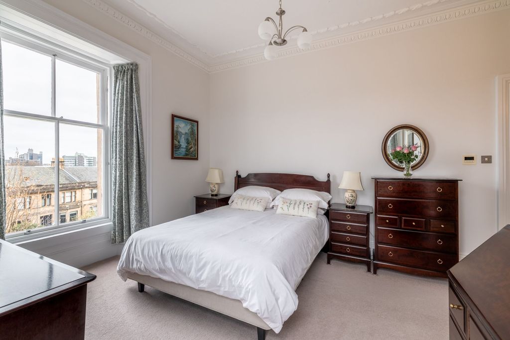 Additional image 14 of 2 bed flat for sale15 Crown Road North, Dowanhill G12