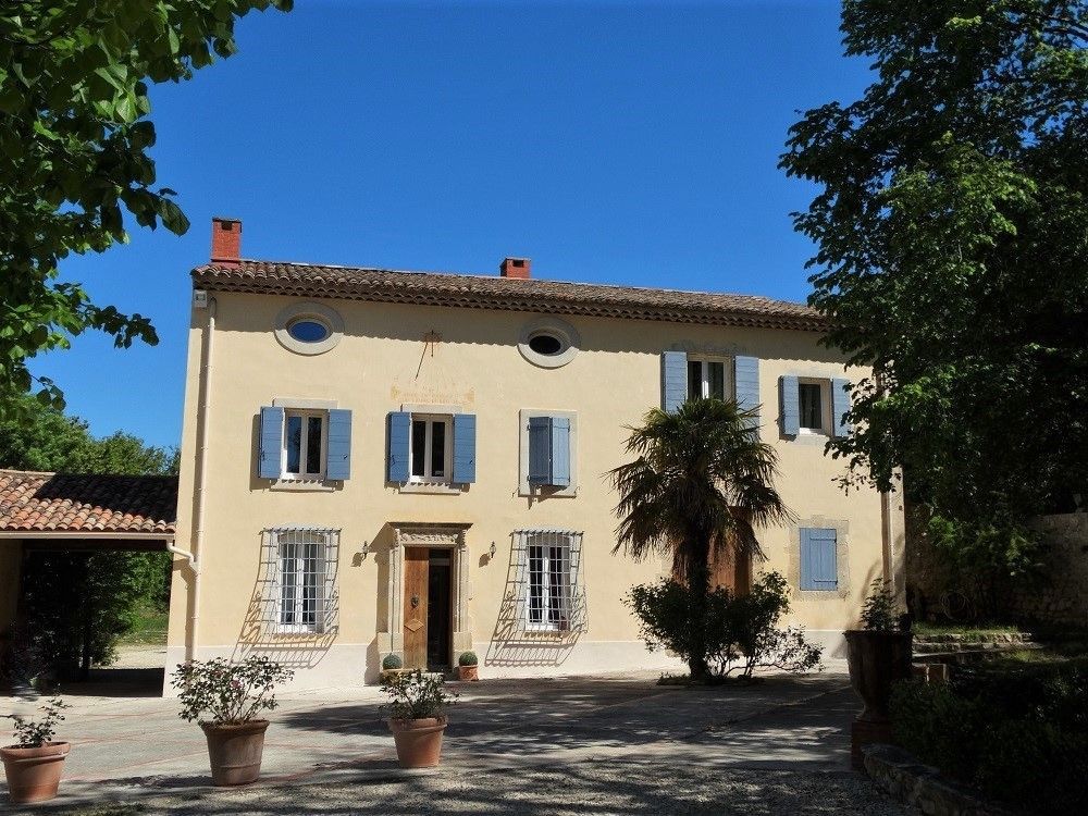 Property photo 1 of 4
