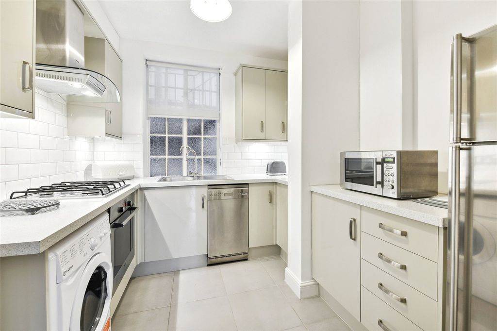 Property photo 3 of 13 Picture No. 33