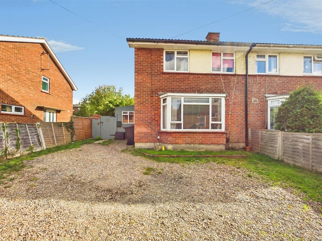 Property photo 1 of 10 Front