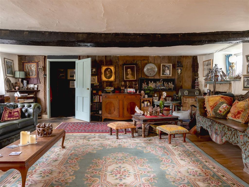 Property photo 3 of 27 Oldfarm-16.Jpg