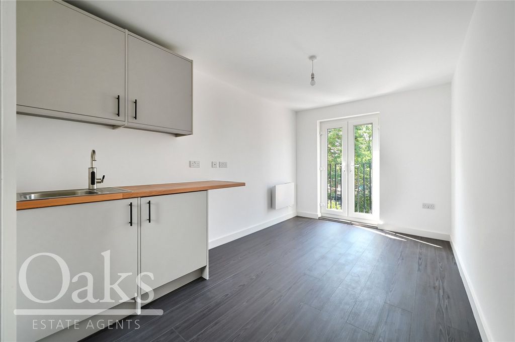 Property photo 2 of 6 Picture No. 05