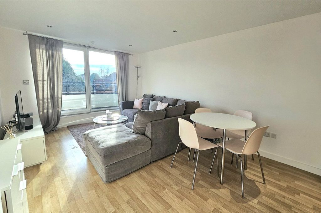 Property photo 2 of 11 Picture No. 02