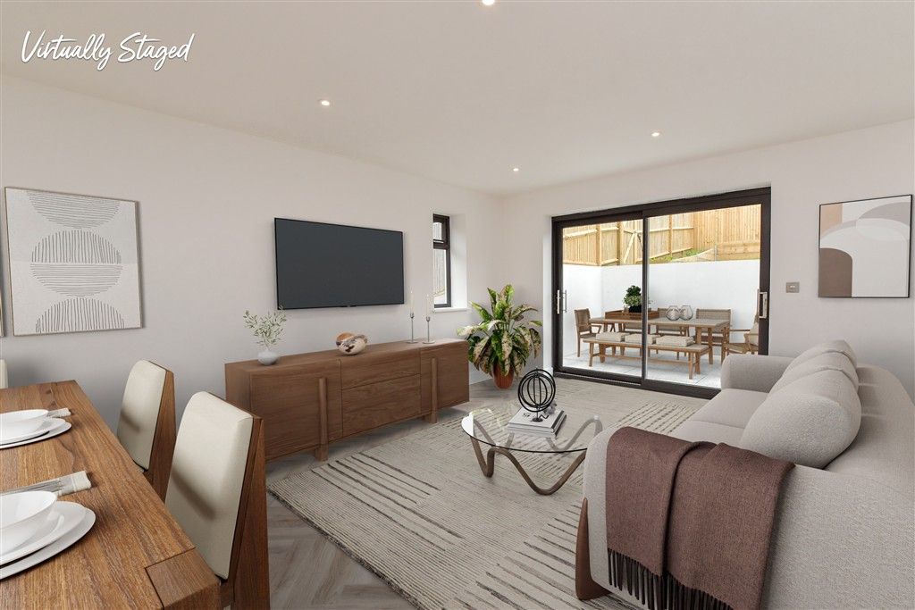 Property photo 3 of 20 Lounge Staged