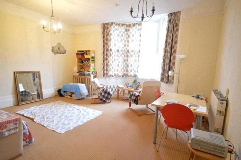 Property photo 2 of 5
