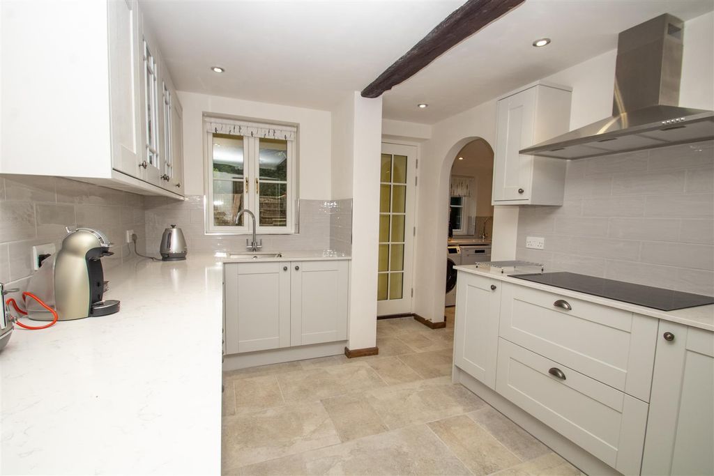 Property photo 3 of 13 Kitchen