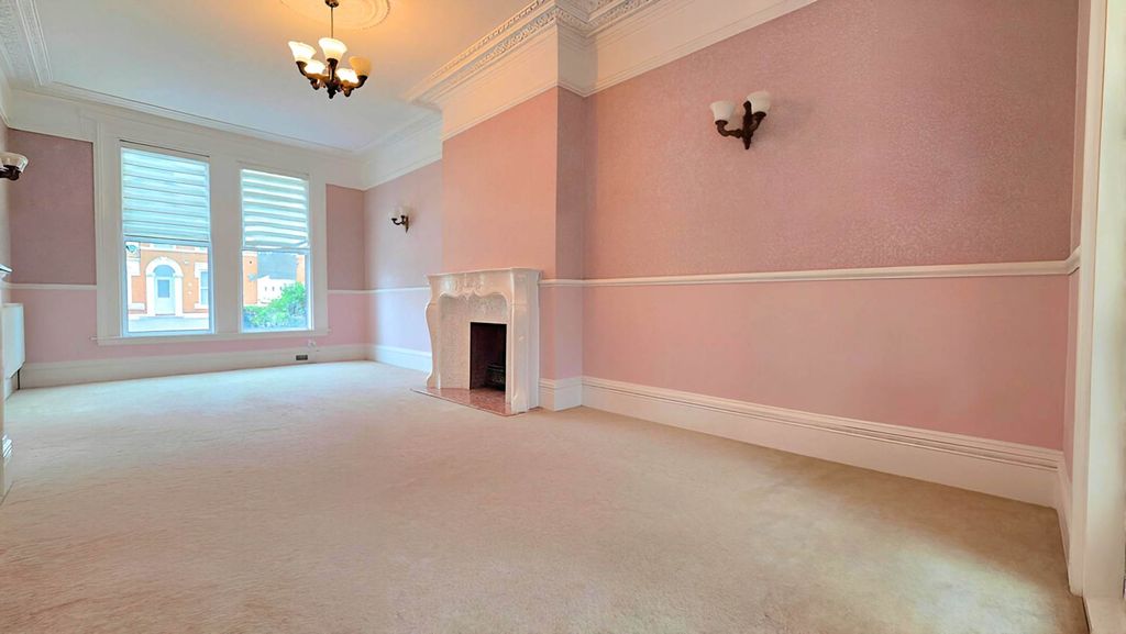 Property photo 2 of 42