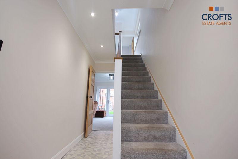 Property photo 2 of 17 Hallway