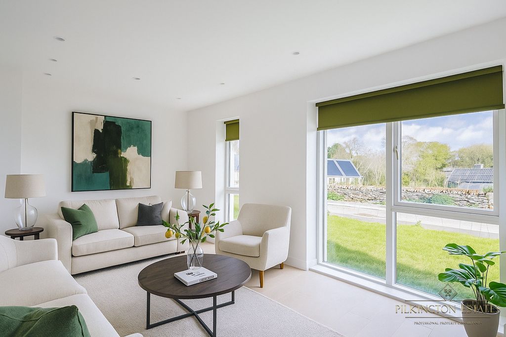 Property photo 3 of 12 4616884