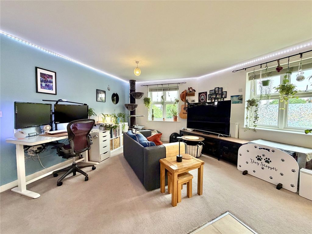 Property photo 3 of 8 Picture No. 07