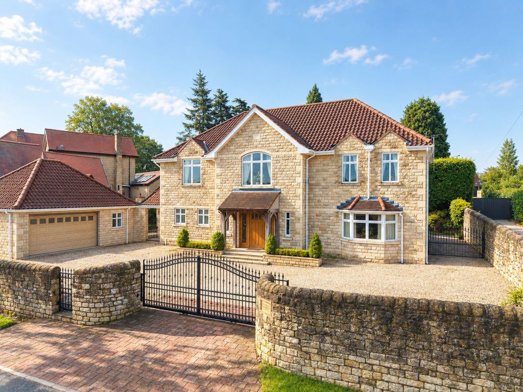 Property photo 1 of 50
